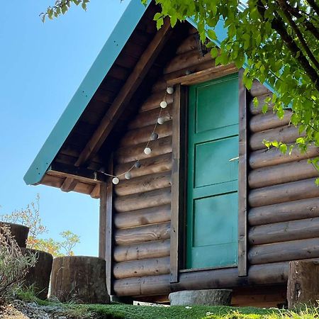 ホテル Camp Oaza,Lipa ツェティニェ エクステリア 写真